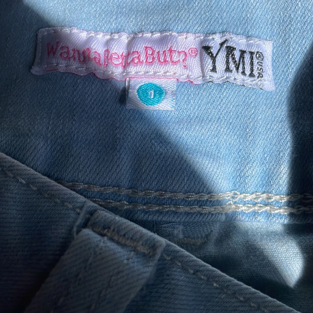 Jean Shorts - Picture 3 of 3